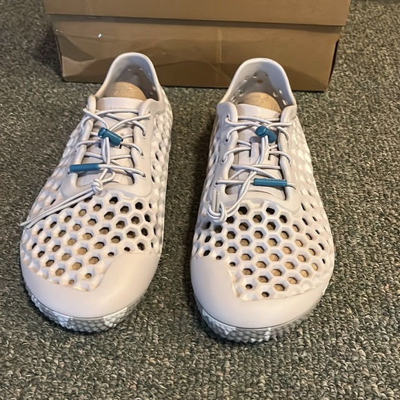 Vivo Barefoot Ultra Bloom III in Moonstone - Picture 2 of 6